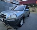 Хендай Туксон 2008 в Шаргороде на Automoto.ua Серый Хендай Туксон, объемом двигателя 1.98 л и пробегом 143 тыс. км за 10300 $, фото 3 на Automoto.ua