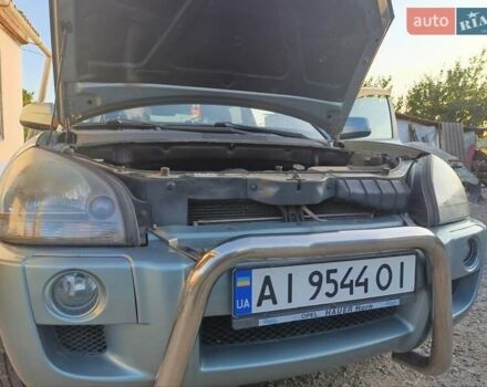 Хендай Туксон 2008 в Барышевке на Automoto.ua Серый Хендай Туксон, объемом двигателя 1.99 л и пробегом 172 тыс. км за 8299 $, фото 9 на Automoto.ua