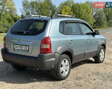 Сірий Хендай Туксон, об'ємом двигуна 1.98 л та пробігом 161 тис. км за 8900 $, фото 13 на Automoto.ua