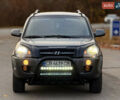 Хендай Туксон 2008 у Мене на Automoto.ua Сірий Хендай Туксон, об'ємом двигуна 1.98 л та пробігом 242 тис. км за 7600 $, фото 1 на Automoto.ua