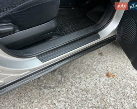 Хендай Туксон 2008 в Киеве на Automoto.ua Серый Хендай Туксон, объемом двигателя 2 л и пробегом 187 тыс. км за 7250 $, фото 39 на Automoto.ua