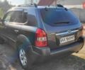 Серый Хендай Туксон, объемом двигателя 1.98 л и пробегом 190 тыс. км за 8500 $, фото 4 на Automoto.ua