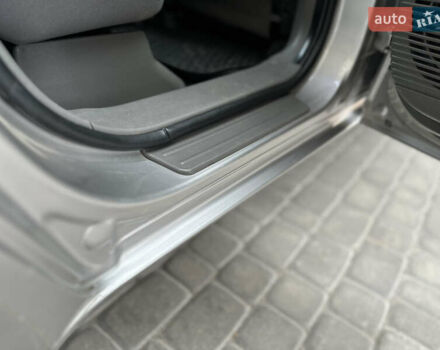 Серый Хендай Туксон, объемом двигателя 2 л и пробегом 240 тыс. км за 7500 $, фото 19 на Automoto.ua