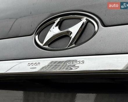 Сірий Хендай Туксон, об'ємом двигуна 2 л та пробігом 213 тис. км за 8500 $, фото 18 на Automoto.ua