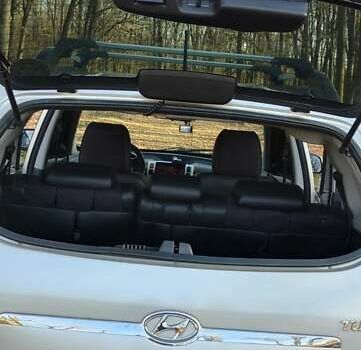 Сірий Хендай Туксон, об'ємом двигуна 1.99 л та пробігом 272 тис. км за 8500 $, фото 8 на Automoto.ua