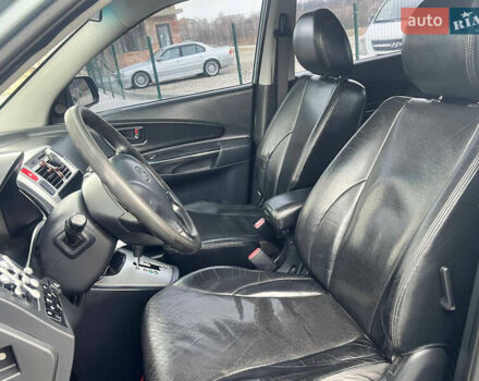 Хендай Туксон 2008 в Трускавце на Automoto.ua Серый Хендай Туксон, объемом двигателя 1.98 л и пробегом 320 тыс. км за 7399 $, фото 5 на Automoto.ua