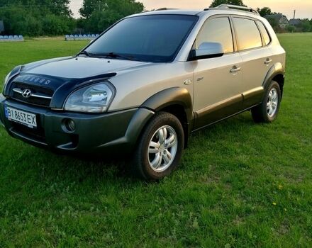 Сірий Хендай Туксон, об'ємом двигуна 2.7 л та пробігом 168 тис. км за 8800 $, фото 1 на Automoto.ua