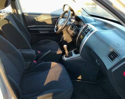 Хендай Туксон 2008 у Вінниці на Automoto.ua Сірий Хендай Туксон, об'ємом двигуна 1.98 л та пробігом 126 тис. км за 8350 $, фото 6 на Automoto.ua