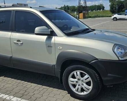 Сірий Хендай Туксон, об'ємом двигуна 1.98 л та пробігом 177 тис. км за 8500 $, фото 8 на Automoto.ua