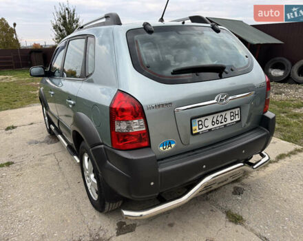 Хендай Туксон 2008 в Новой Ушице на Automoto.ua Серый Хендай Туксон, объемом двигателя 1.98 л и пробегом 229 тыс. км за 8200 $, фото 19 на Automoto.ua