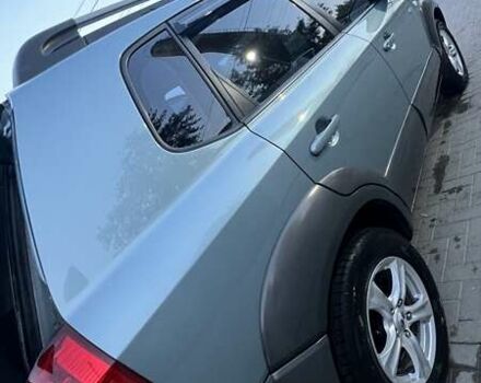 Хендай Туксон 2008 в Шаргороде на Automoto.ua Серый Хендай Туксон, объемом двигателя 1.98 л и пробегом 143 тыс. км за 10300 $, фото 2 на Automoto.ua
