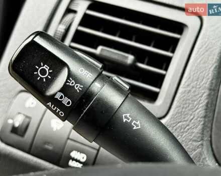 Сірий Хендай Туксон, об'ємом двигуна 2 л та пробігом 213 тис. км за 8500 $, фото 34 на Automoto.ua