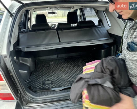 Серый Хендай Туксон, объемом двигателя 2 л и пробегом 176 тыс. км за 8300 $, фото 32 на Automoto.ua