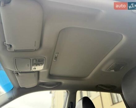 Сірий Хендай Туксон, об'ємом двигуна 2 л та пробігом 187 тис. км за 7700 $, фото 33 на Automoto.ua