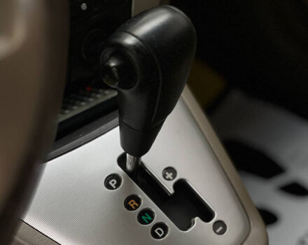 Серый Хендай Туксон, объемом двигателя 2 л и пробегом 167 тыс. км за 8600 $, фото 14 на Automoto.ua