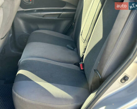 Серый Хендай Туксон, объемом двигателя 1.99 л и пробегом 333 тыс. км за 8199 $, фото 9 на Automoto.ua