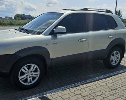 Сірий Хендай Туксон, об'ємом двигуна 1.98 л та пробігом 177 тис. км за 8500 $, фото 13 на Automoto.ua