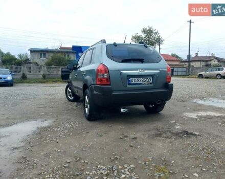 Сірий Хендай Туксон, об'ємом двигуна 1.98 л та пробігом 440 тис. км за 5700 $, фото 26 на Automoto.ua