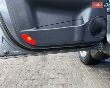 Серый Хендай Туксон, объемом двигателя 2 л и пробегом 198 тыс. км за 8900 $, фото 11 на Automoto.ua