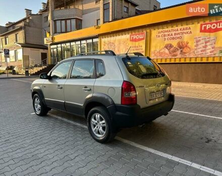 Серый Хендай Туксон, объемом двигателя 2 л и пробегом 164 тыс. км за 9300 $, фото 11 на Automoto.ua