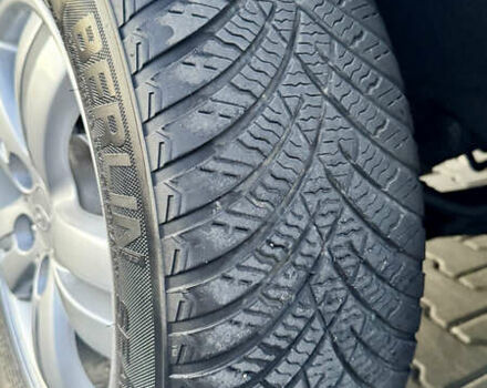 Хендай Туксон 2008 у Зборів на Automoto.ua Сірий Хендай Туксон, об'ємом двигуна 1.99 л та пробігом 228 тис. км за 8500 $, фото 29 на Automoto.ua