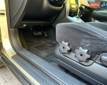 Серый Хендай Туксон, объемом двигателя 2 л и пробегом 164 тыс. км за 9300 $, фото 35 на Automoto.ua