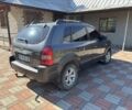 Сірий Хендай Туксон, об'ємом двигуна 2 л та пробігом 180 тис. км за 8500 $, фото 3 на Automoto.ua