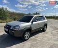 Серый Хендай Туксон, объемом двигателя 2 л и пробегом 173 тыс. км за 8800 $, фото 8 на Automoto.ua