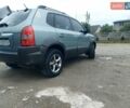 Сірий Хендай Туксон, об'ємом двигуна 1.98 л та пробігом 440 тис. км за 5700 $, фото 1 на Automoto.ua