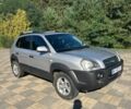Серый Хендай Туксон, объемом двигателя 2 л и пробегом 250 тыс. км за 7200 $, фото 8 на Automoto.ua