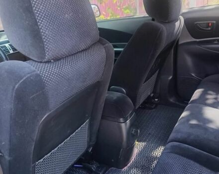 Серый Хендай Туксон, объемом двигателя 2 л и пробегом 220 тыс. км за 8200 $, фото 3 на Automoto.ua