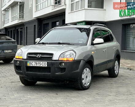 Серый Хендай Туксон, объемом двигателя 2 л и пробегом 176 тыс. км за 8300 $, фото 13 на Automoto.ua