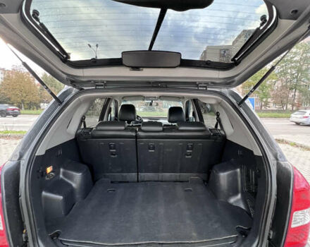 Серый Хендай Туксон, объемом двигателя 2 л и пробегом 210 тыс. км за 7700 $, фото 14 на Automoto.ua