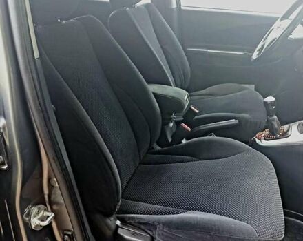 Серый Хендай Туксон, объемом двигателя 1.99 л и пробегом 207 тыс. км за 8000 $, фото 15 на Automoto.ua