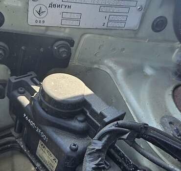 Сірий Хендай Туксон, об'ємом двигуна 1.98 л та пробігом 177 тис. км за 8500 $, фото 31 на Automoto.ua