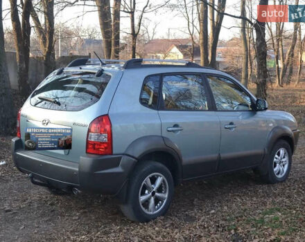 Сірий Хендай Туксон, об'ємом двигуна 2.02 л та пробігом 226 тис. км за 9200 $, фото 21 на Automoto.ua