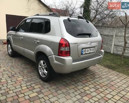 Сірий Хендай Туксон, об'ємом двигуна 1.98 л та пробігом 191 тис. км за 8200 $, фото 1 на Automoto.ua