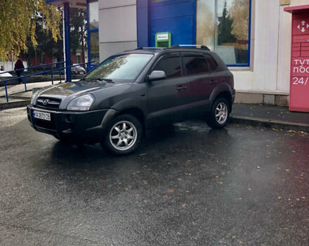 Хендай Туксон 2008 в Лубнах на Automoto.ua Серый Хендай Туксон, объемом двигателя 2.7 л и пробегом 247 тыс. км за 7200 $, фото 11 на Automoto.ua