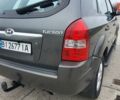 Серый Хендай Туксон, объемом двигателя 1.98 л и пробегом 177 тыс. км за 8200 $, фото 4 на Automoto.ua