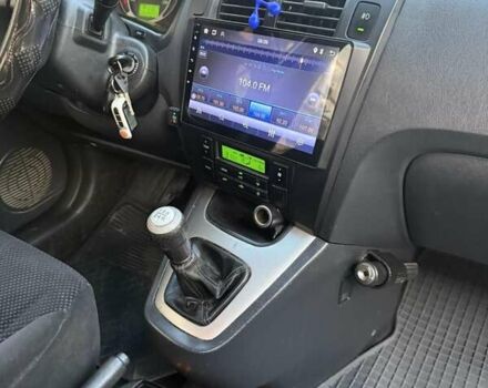 Серый Хендай Туксон, объемом двигателя 2 л и пробегом 217 тыс. км за 8200 $, фото 15 на Automoto.ua