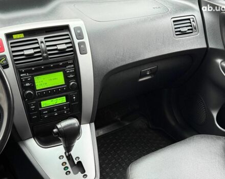 Сірий Хендай Туксон, об'ємом двигуна 2.7 л та пробігом 210 тис. км за 9290 $, фото 24 на Automoto.ua