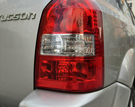 Серый Хендай Туксон, объемом двигателя 2 л и пробегом 240 тыс. км за 7500 $, фото 30 на Automoto.ua