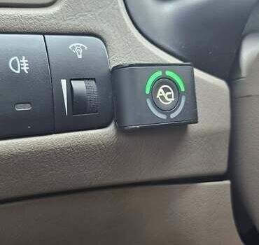 Сірий Хендай Туксон, об'ємом двигуна 1.98 л та пробігом 177 тис. км за 8500 $, фото 27 на Automoto.ua