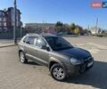 Серый Хендай Туксон, объемом двигателя 2 л и пробегом 220 тыс. км за 7950 $, фото 2 на Automoto.ua