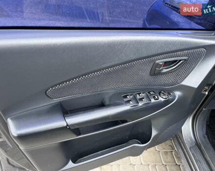 Серый Хендай Туксон, объемом двигателя 2 л и пробегом 198 тыс. км за 8900 $, фото 2 на Automoto.ua