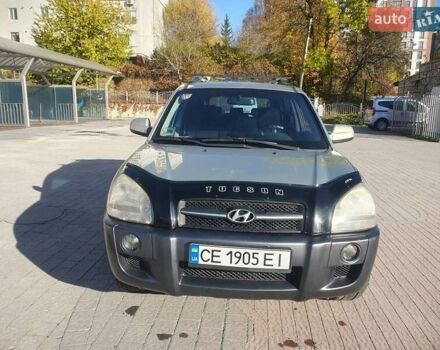 Хендай Туксон 2008 у Тернополі на Automoto.ua Сірий Хендай Туксон, об'ємом двигуна 1.98 л та пробігом 186 тис. км за 6600 $, фото 9 на Automoto.ua
