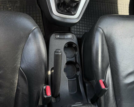 Сірий Хендай Туксон, об'ємом двигуна 2 л та пробігом 188 тис. км за 9200 $, фото 15 на Automoto.ua