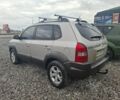 Серый Хендай Туксон, объемом двигателя 2 л и пробегом 136 тыс. км за 8999 $, фото 3 на Automoto.ua