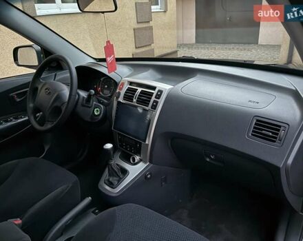 Хендай Туксон 2008 в Миргороде на Automoto.ua Серый Хендай Туксон, объемом двигателя 1.98 л и пробегом 177 тыс. км за 7950 $, фото 42 на Automoto.ua