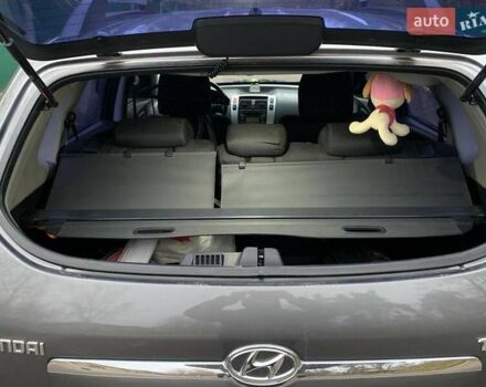 Сірий Хендай Туксон, об'ємом двигуна 1.98 л та пробігом 170 тис. км за 8800 $, фото 20 на Automoto.ua